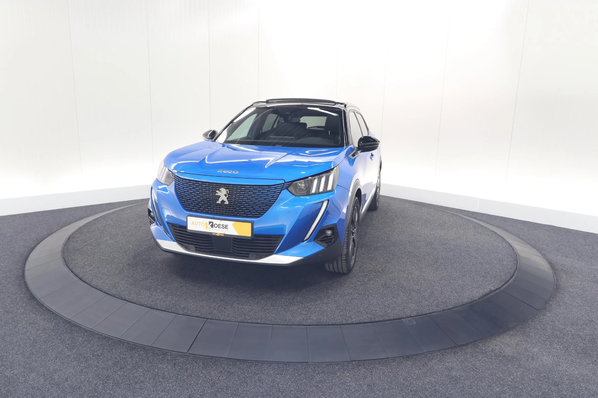 Hoofdafbeelding Peugeot e-2008