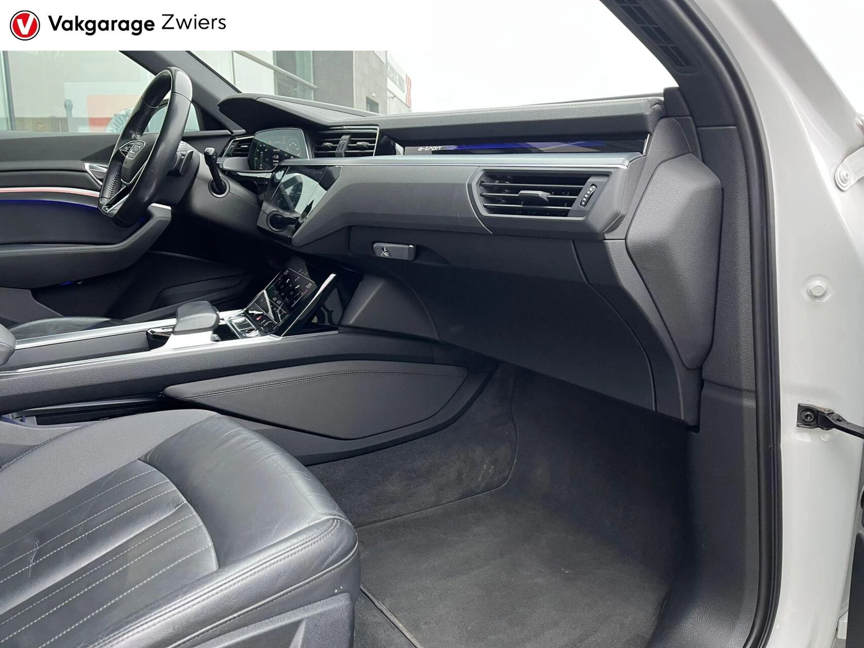 Hoofdafbeelding Audi e-tron