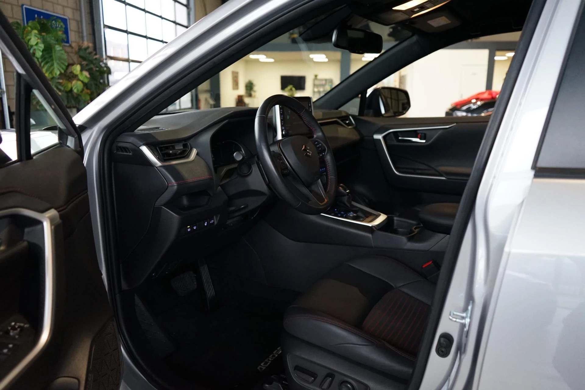 Hoofdafbeelding Suzuki Across