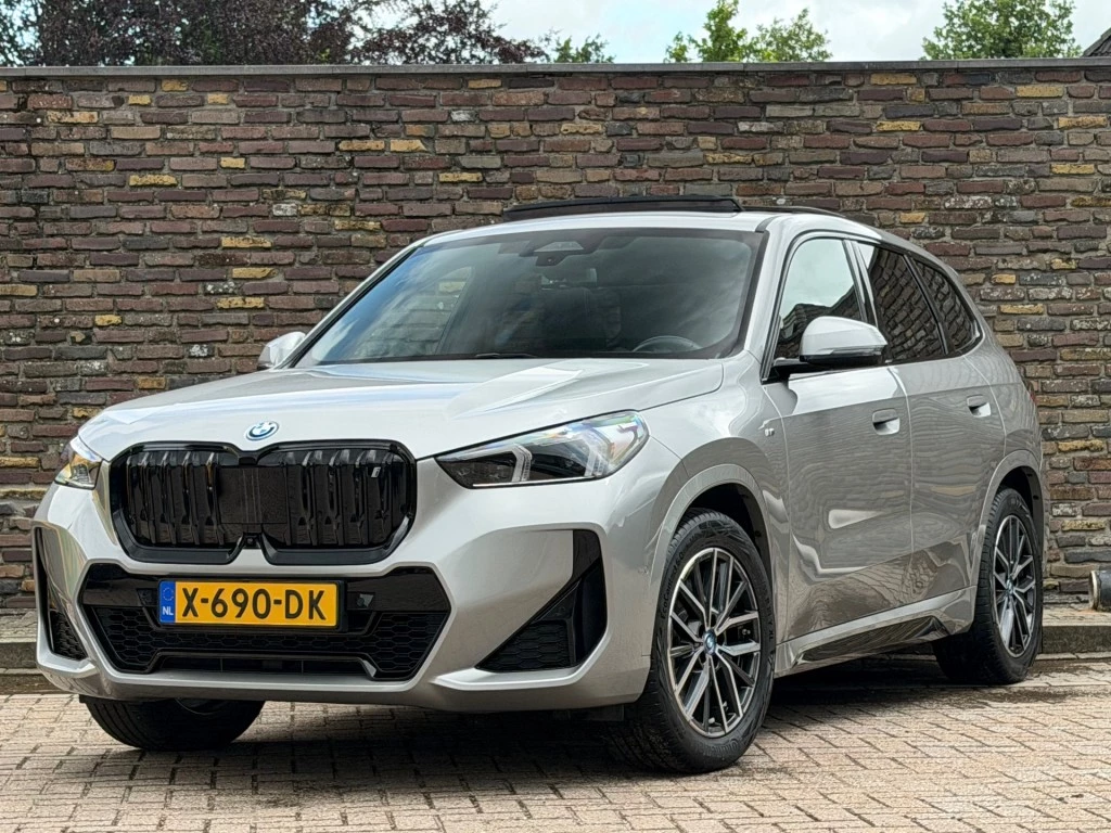 Hoofdafbeelding BMW iX1