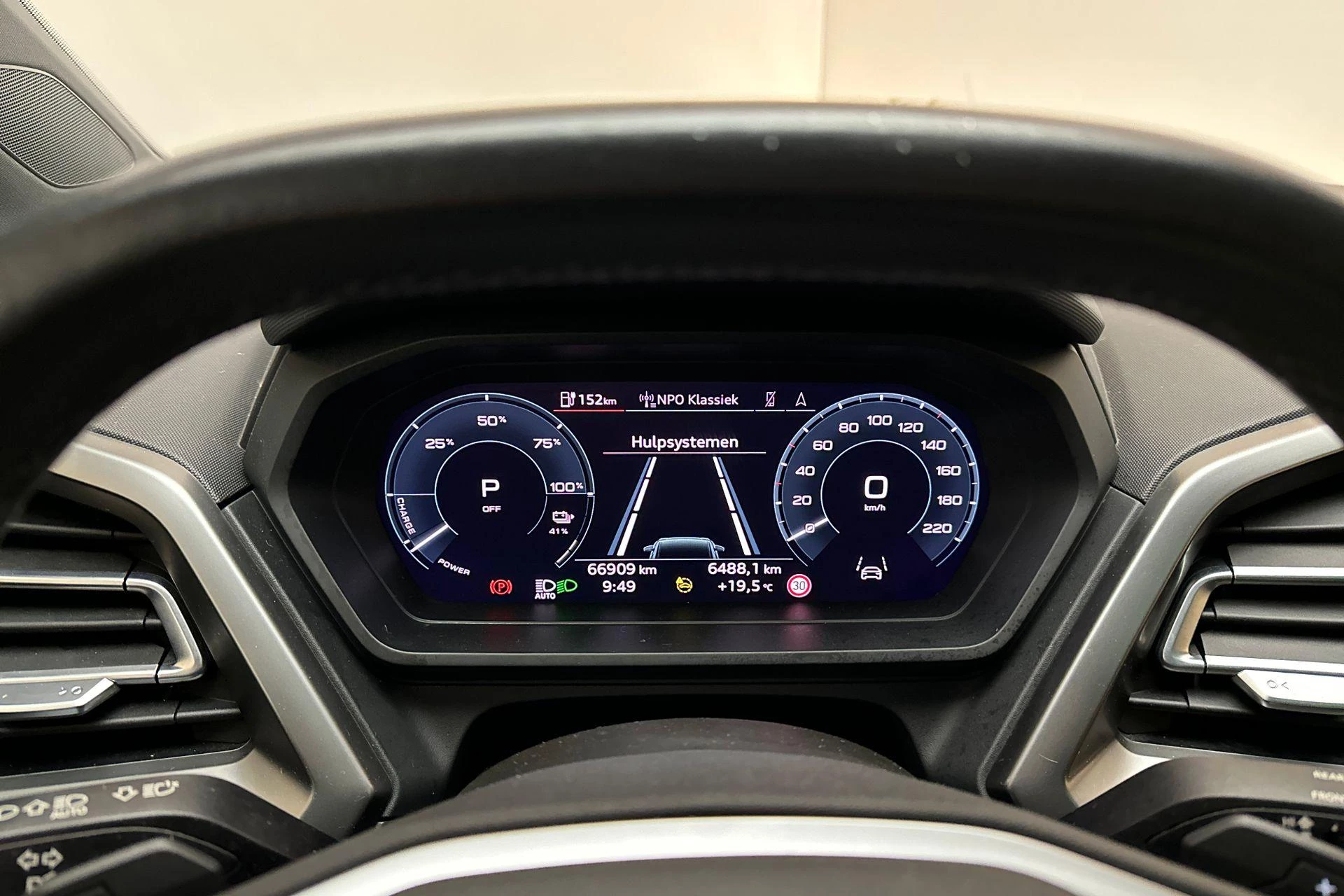 Hoofdafbeelding Audi Q4 e-tron