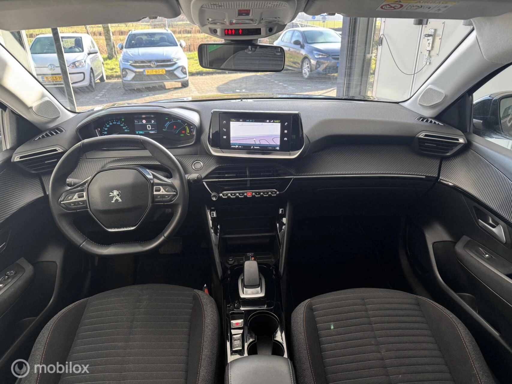 Hoofdafbeelding Peugeot e-208