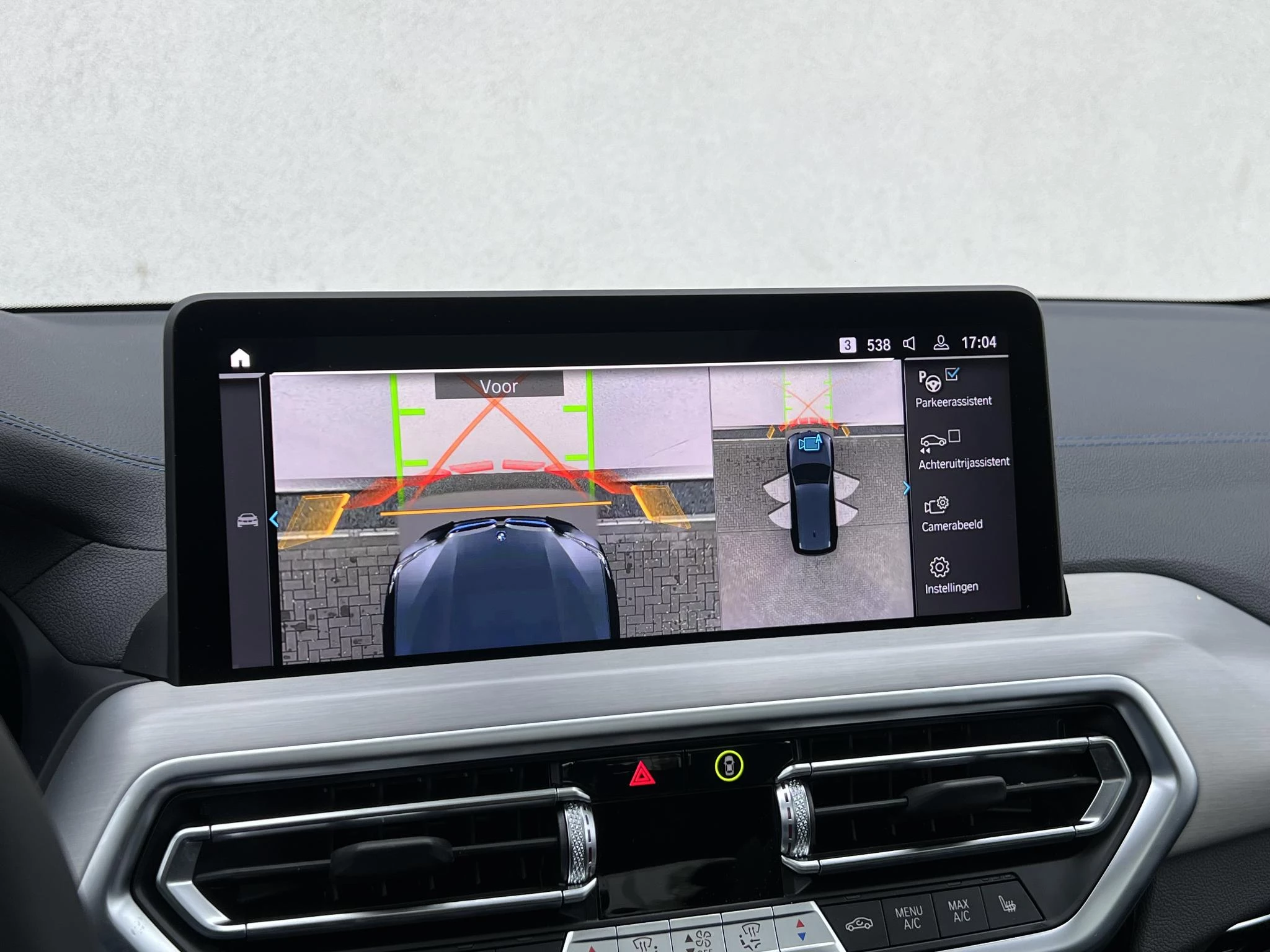 Hoofdafbeelding BMW iX3