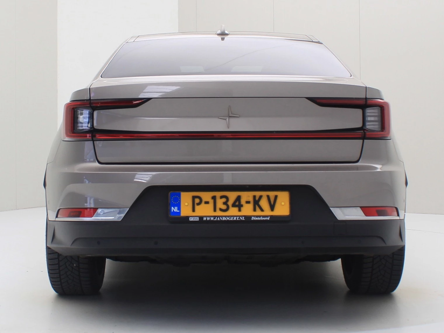 Hoofdafbeelding Polestar 2
