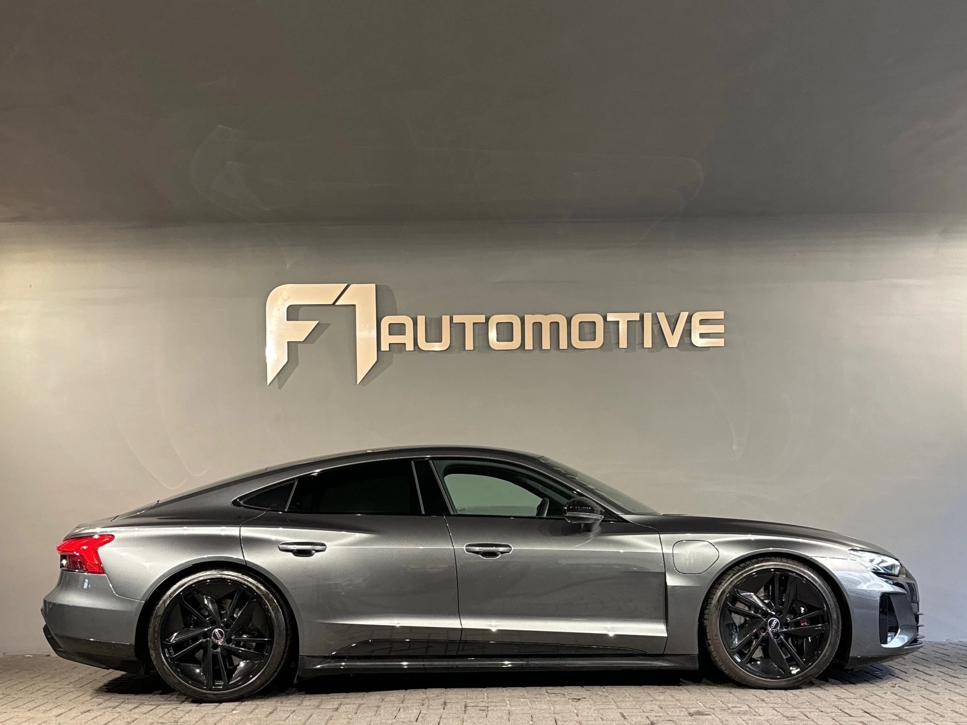 Hoofdafbeelding Audi e-tron GT