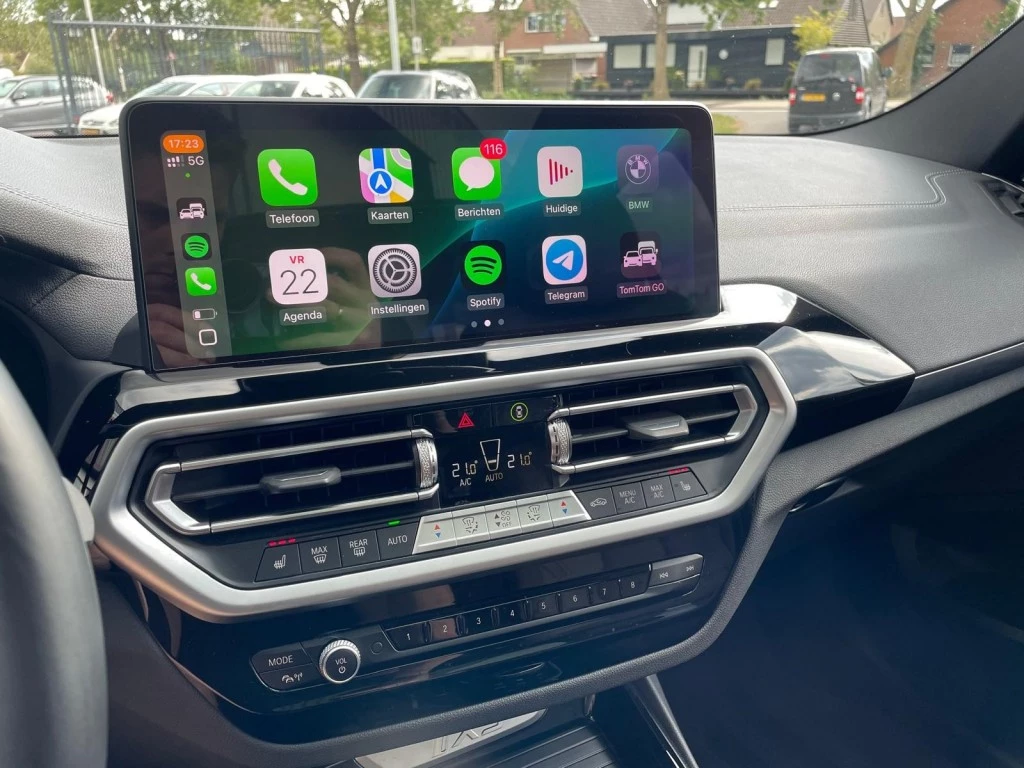 Hoofdafbeelding BMW iX3