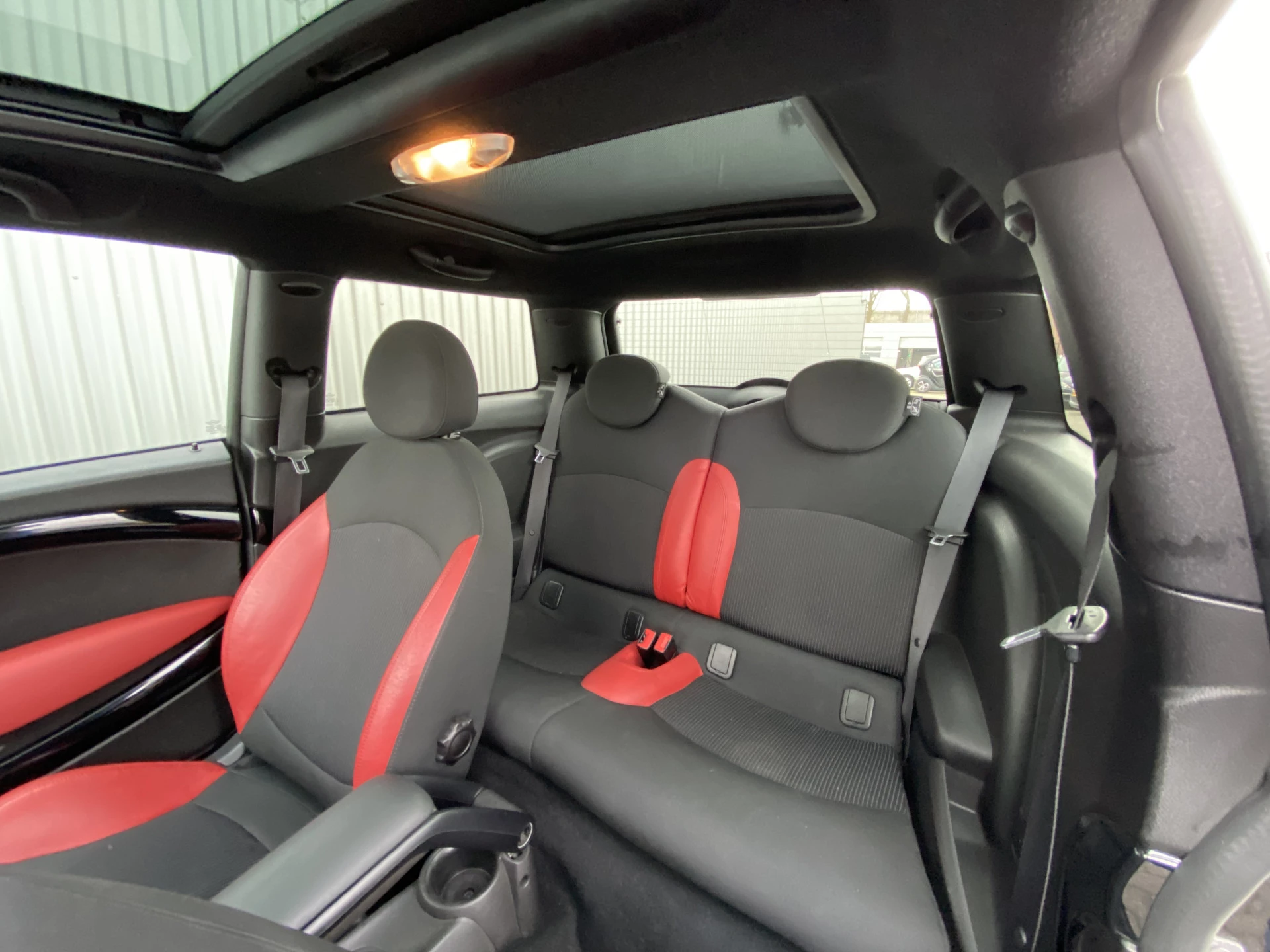 Hoofdafbeelding MINI Cooper S