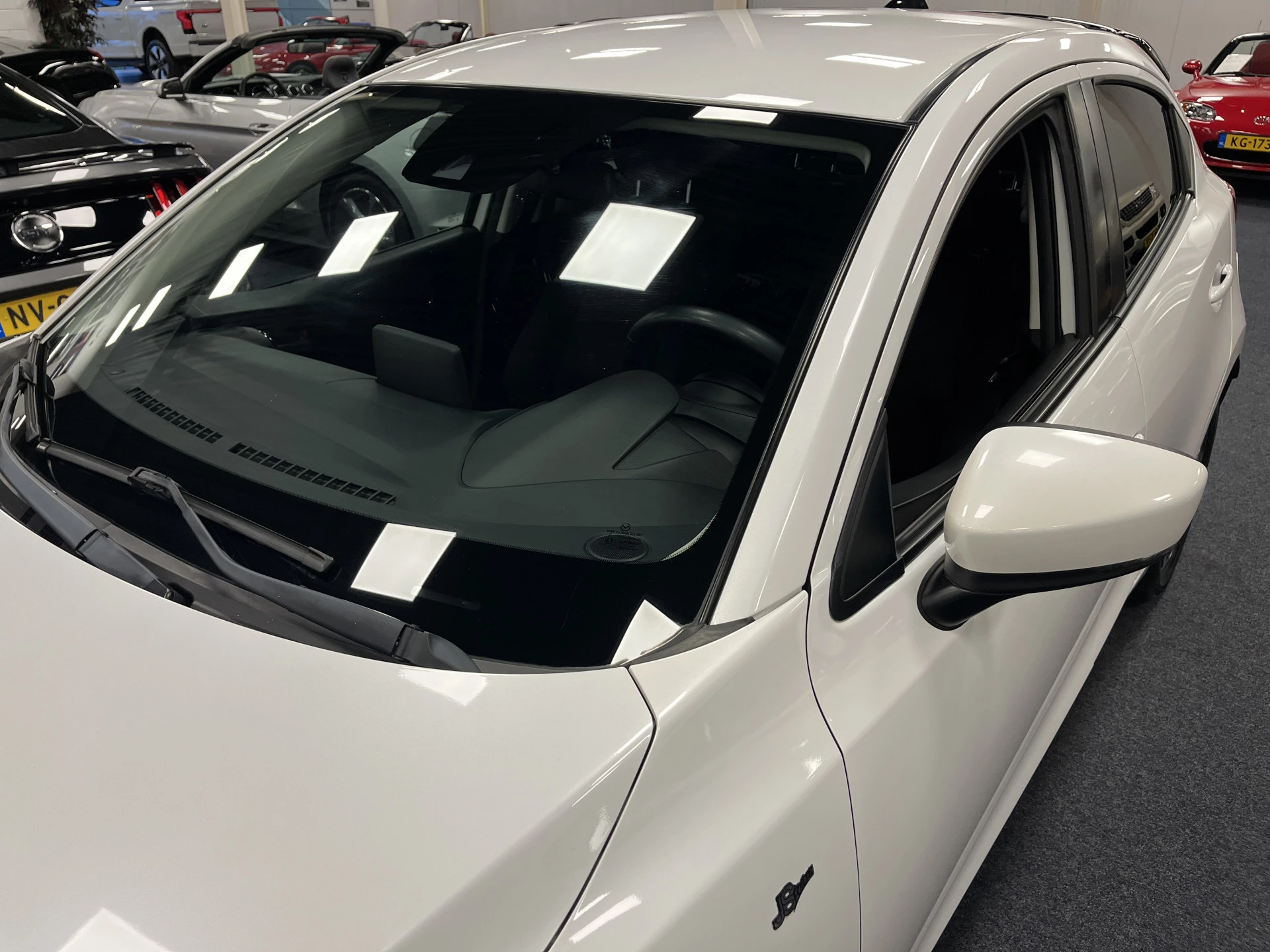 Hoofdafbeelding Mazda 2