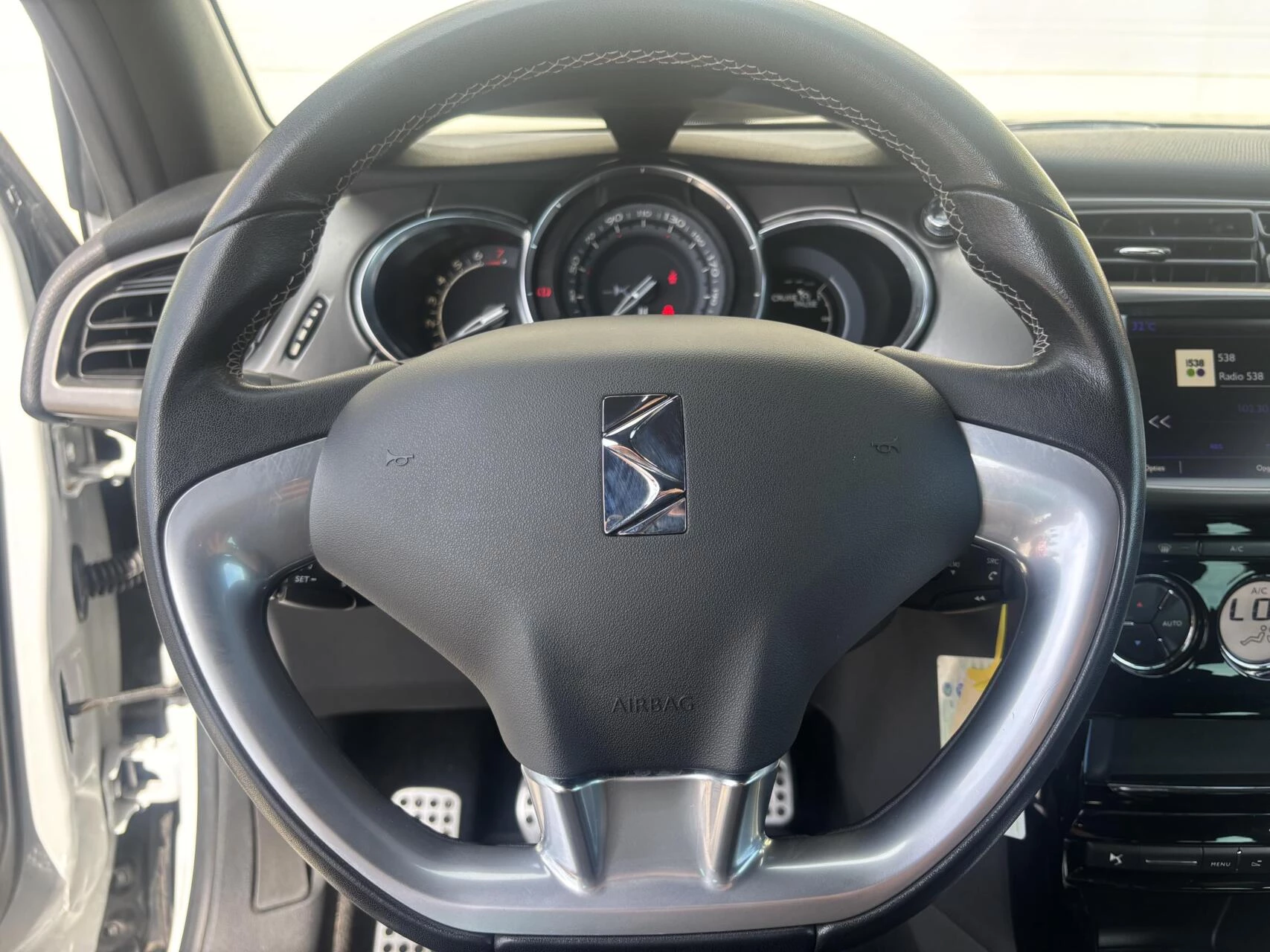 Hoofdafbeelding DS DS 3