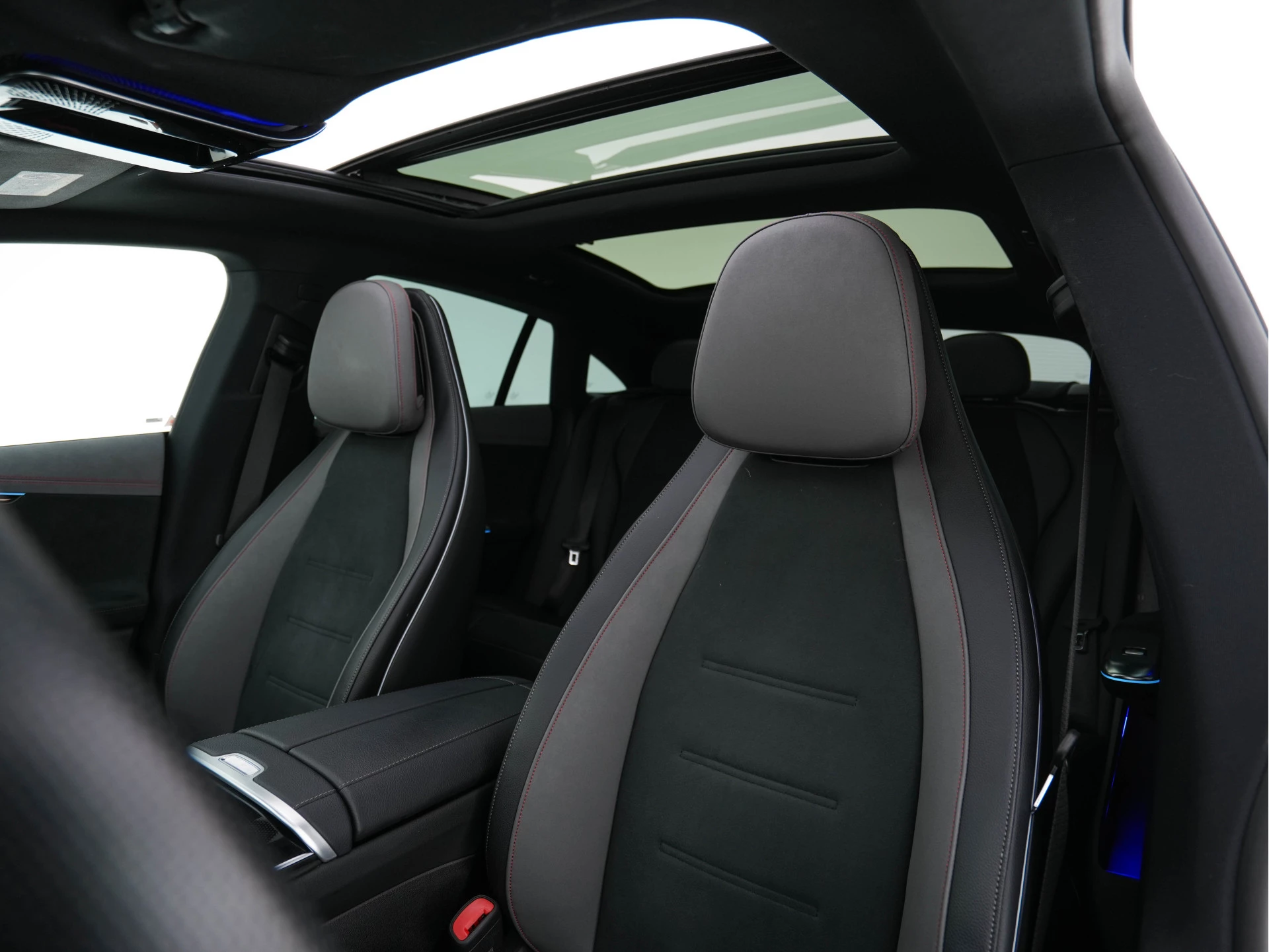 Hoofdafbeelding Mercedes-Benz EQE