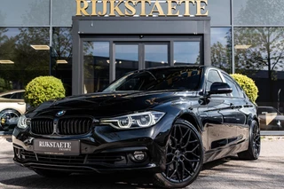 BMW 3-serie 330e Centennial High Executive|19''|CARPLAY|PDC