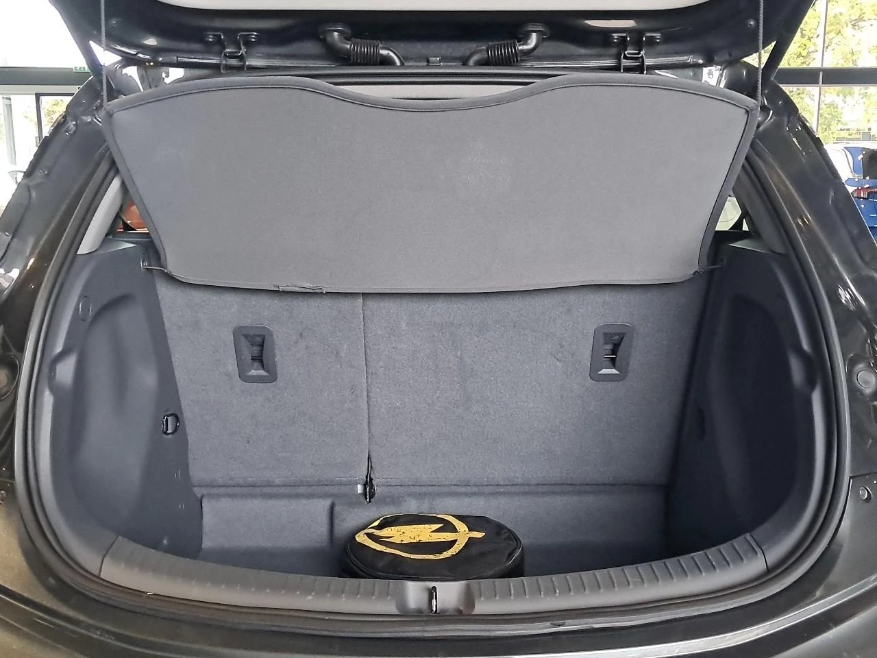 Hoofdafbeelding Opel Ampera-e