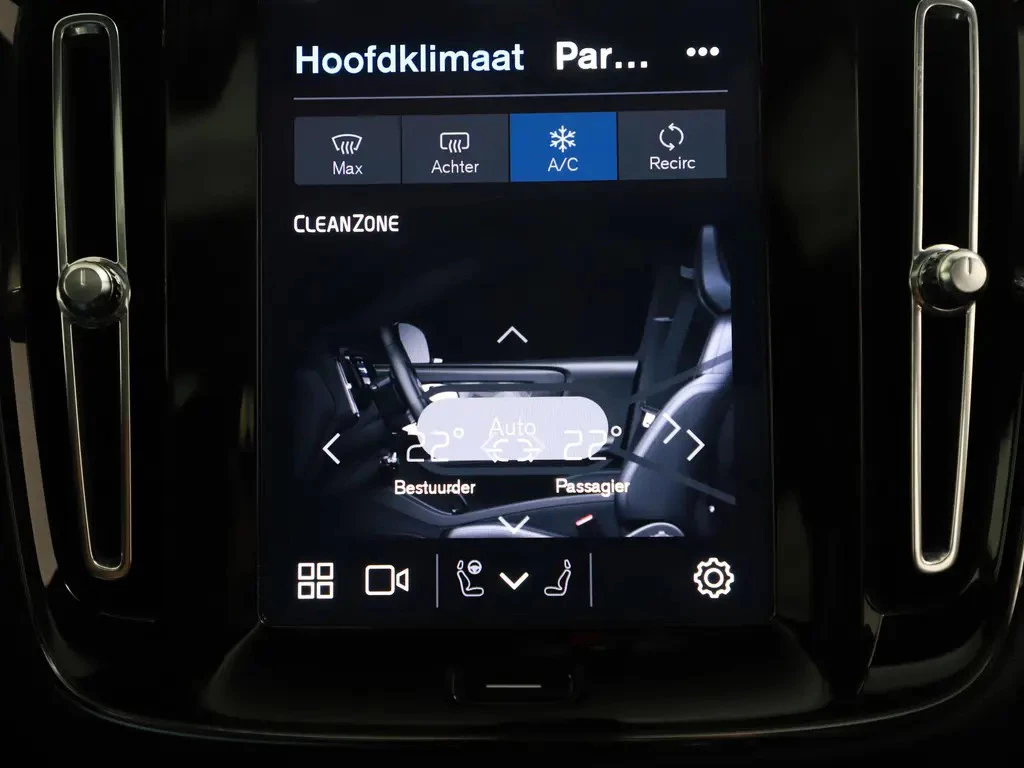 Hoofdafbeelding Volvo C40