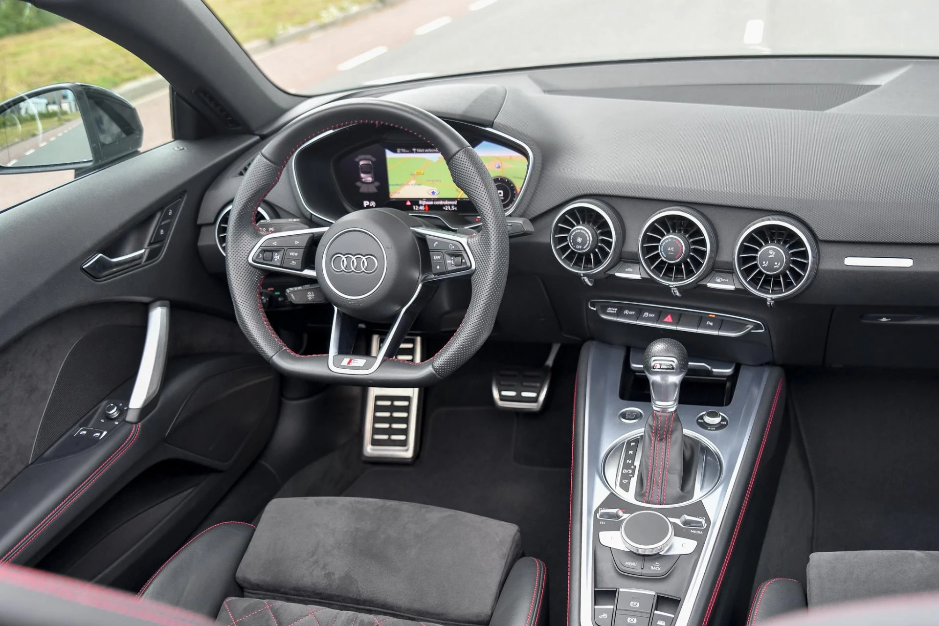 Hoofdafbeelding Audi TT