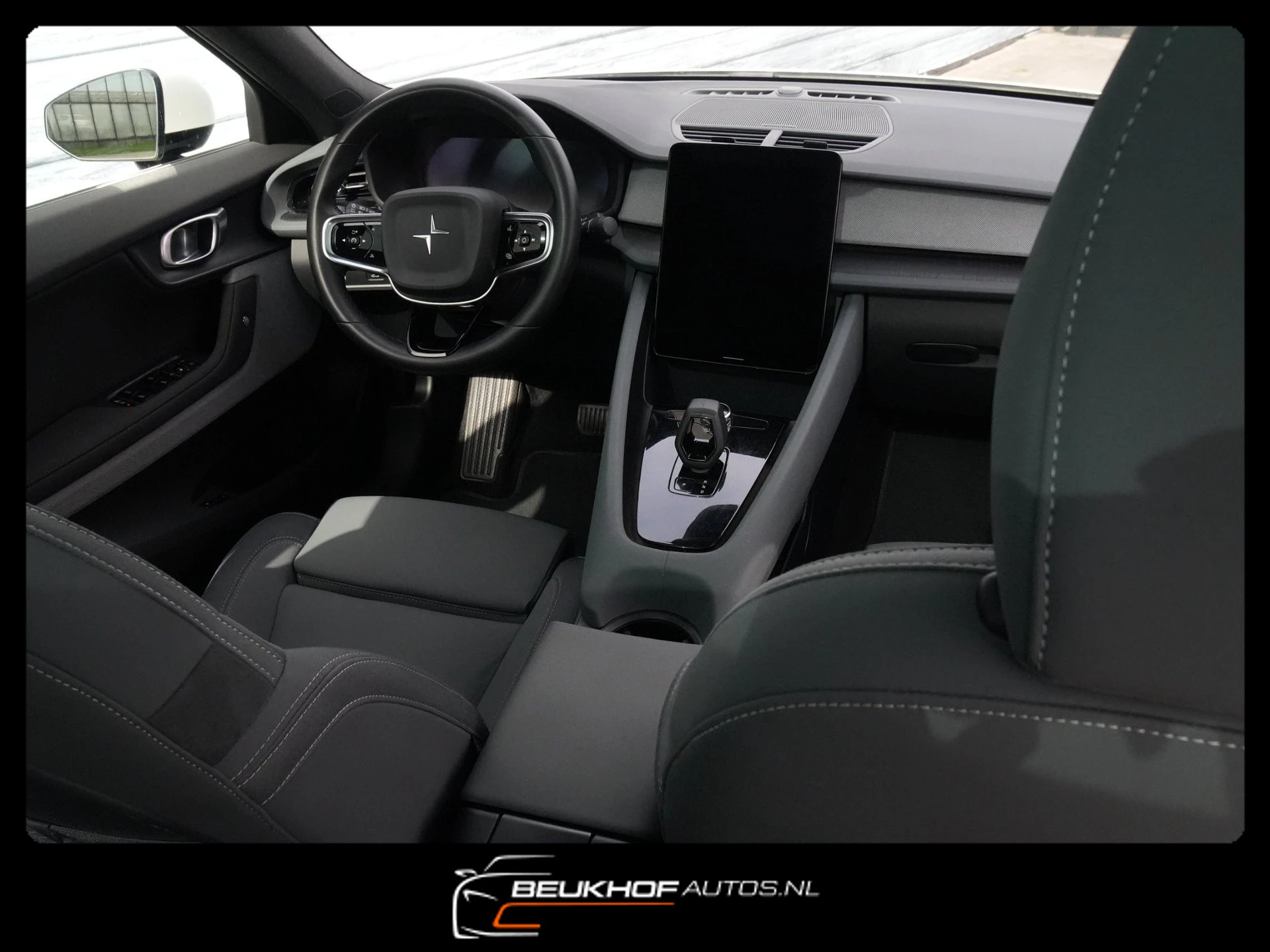 Hoofdafbeelding Polestar 2