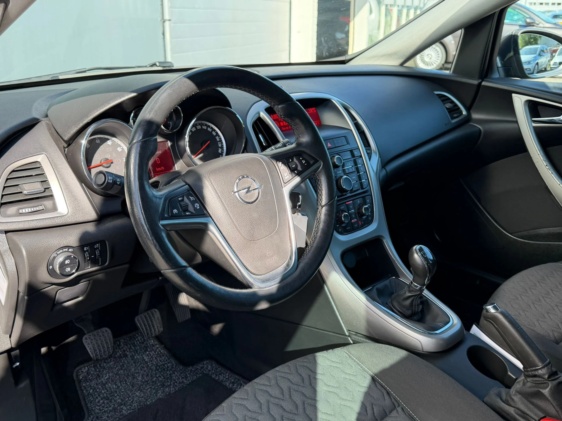 Hoofdafbeelding Opel Astra