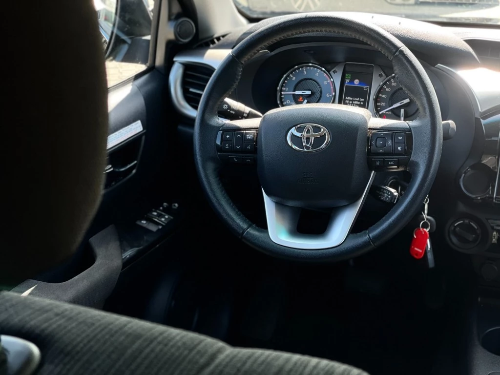 Hoofdafbeelding Toyota Hilux