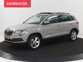 Skoda Karoq 1.5 TSI Business Edition | Panoramadak |  Stoelverwarming | Carplay | Navigatie | Parkeerhulp | Climate control | Bluetooth | Cruise control | Getint glas