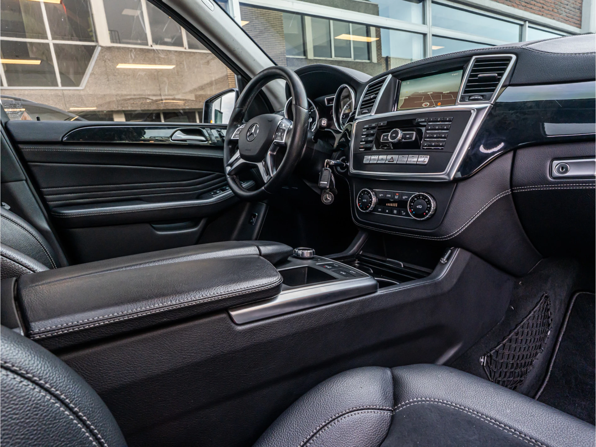 Hoofdafbeelding Mercedes-Benz M-Klasse