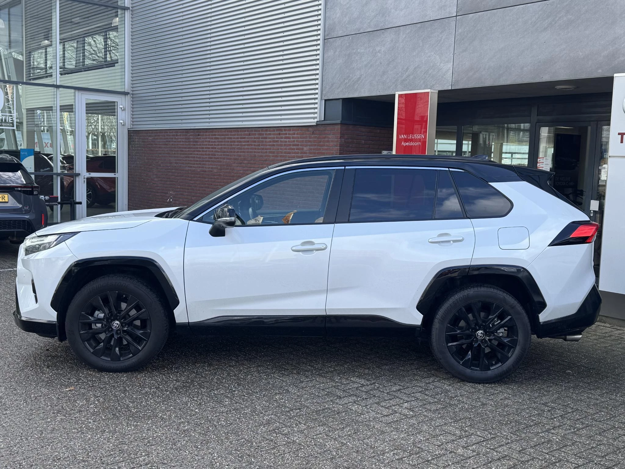 Hoofdafbeelding Toyota RAV4