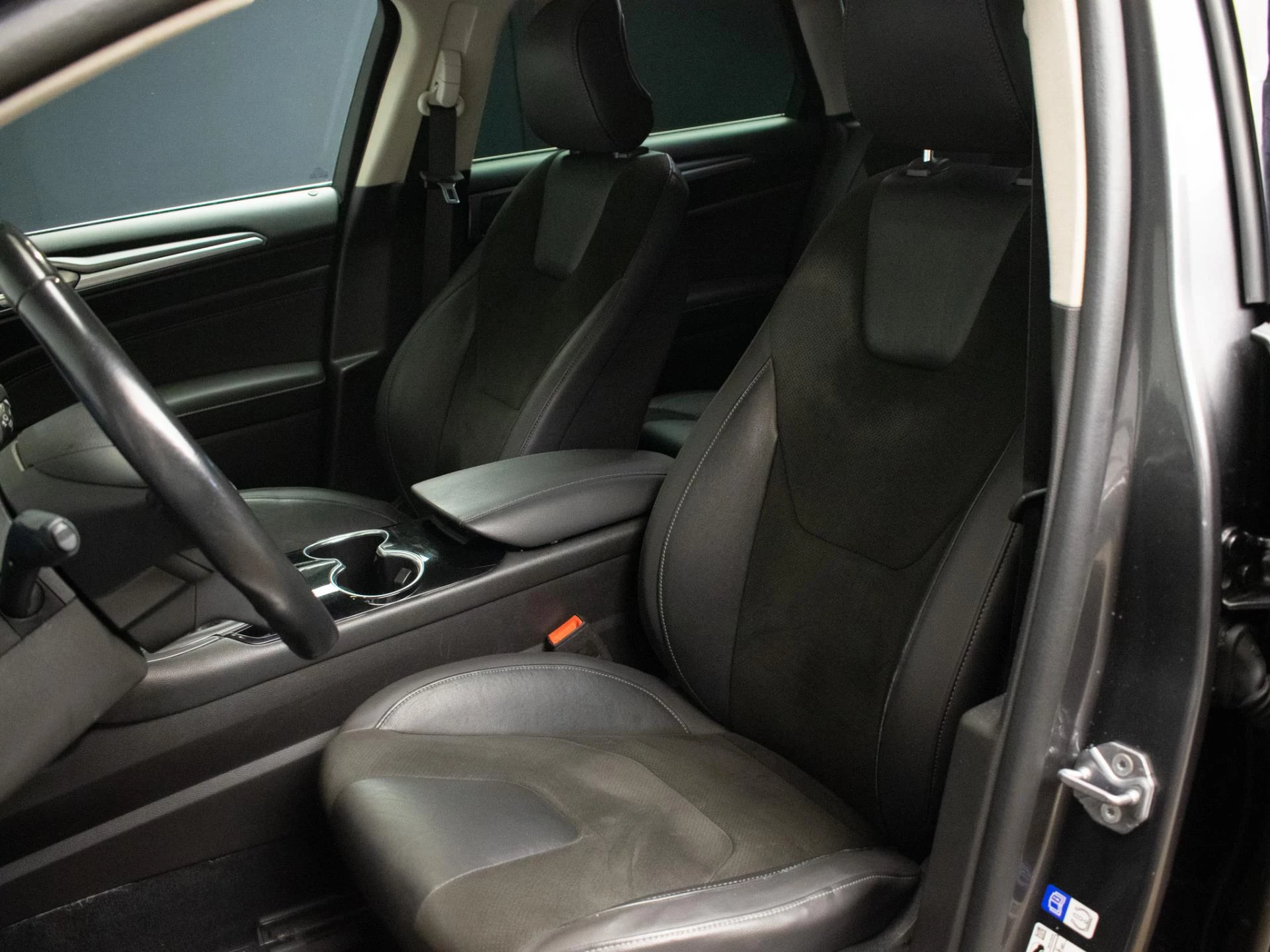 Hoofdafbeelding Ford Mondeo