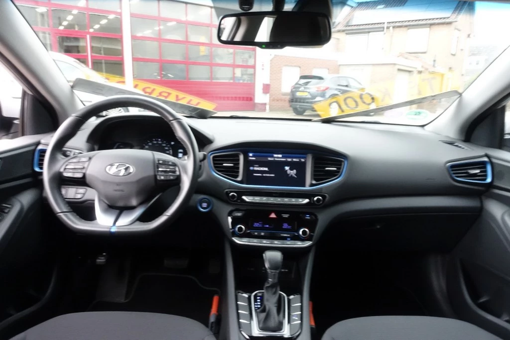 Hoofdafbeelding Hyundai IONIQ