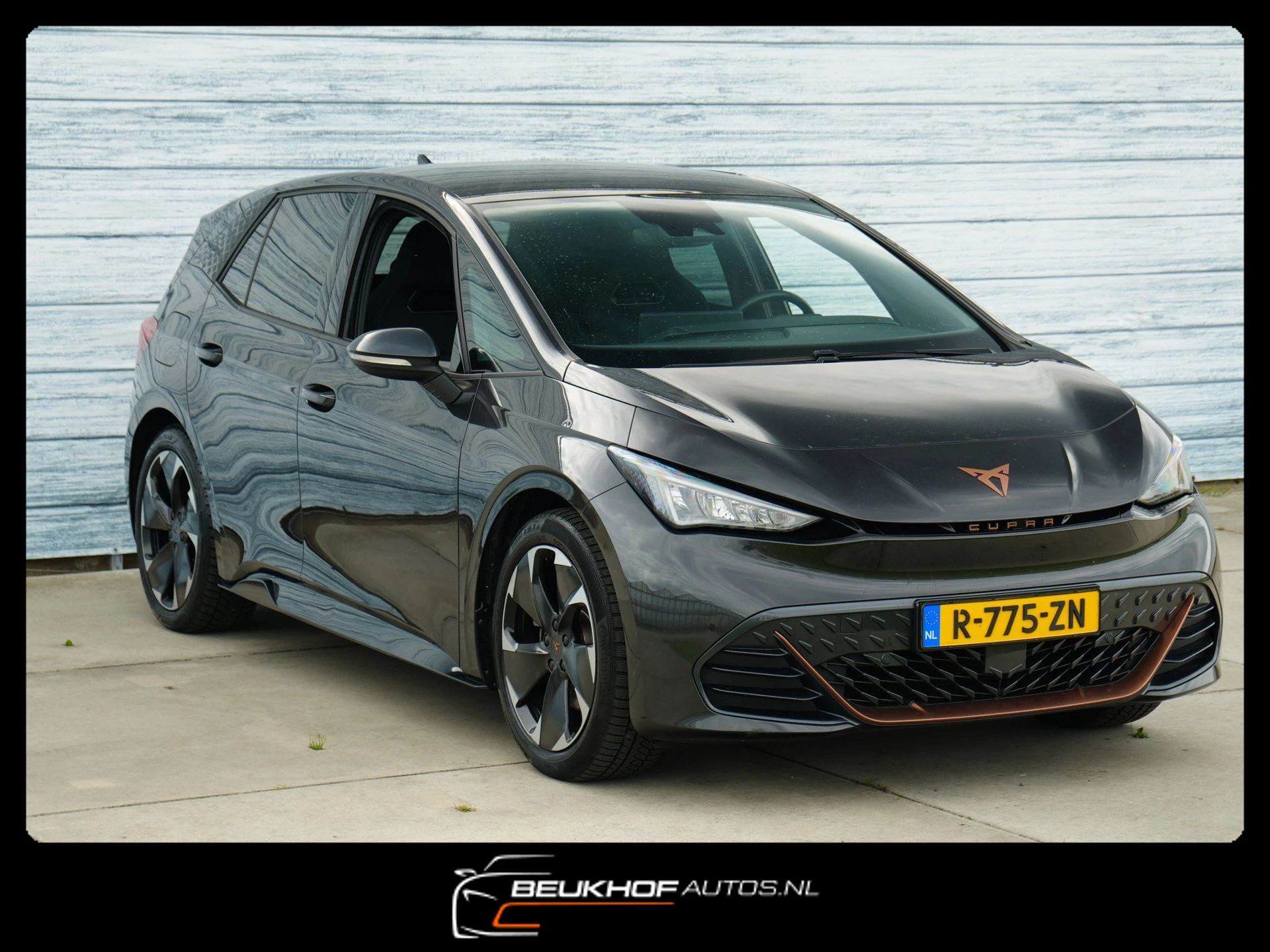 Hoofdafbeelding CUPRA Born