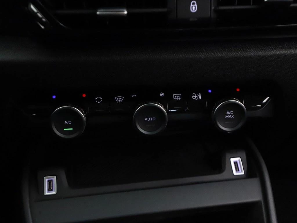 Hoofdafbeelding Citroën ë-C4