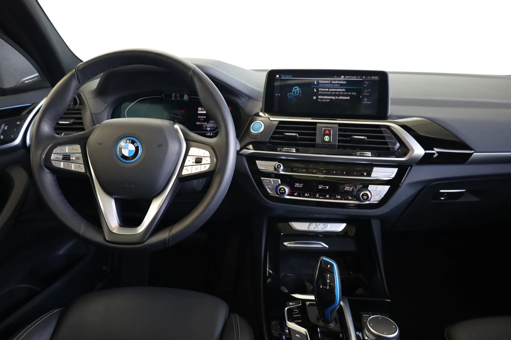 Hoofdafbeelding BMW iX3