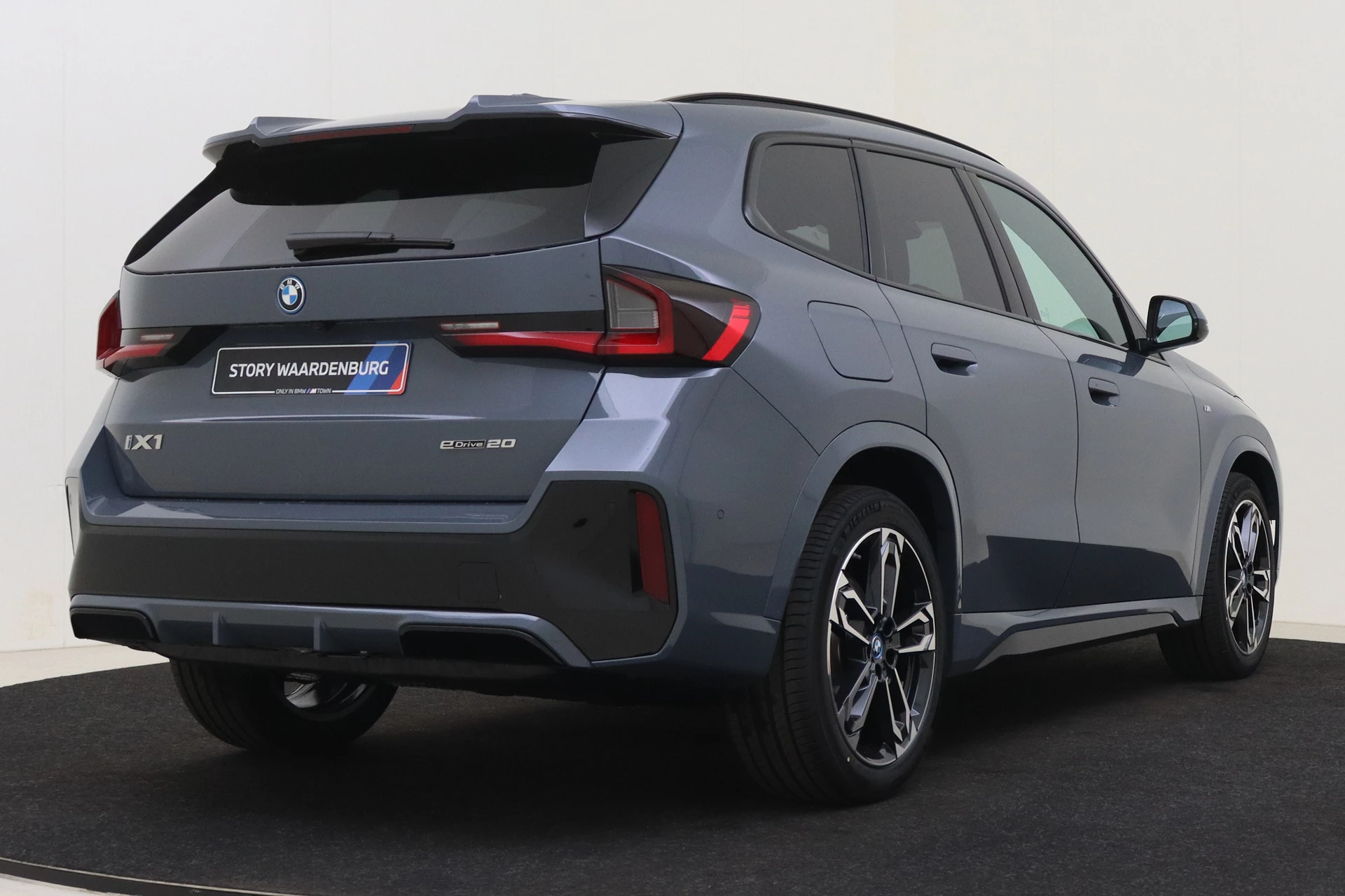 Hoofdafbeelding BMW iX1