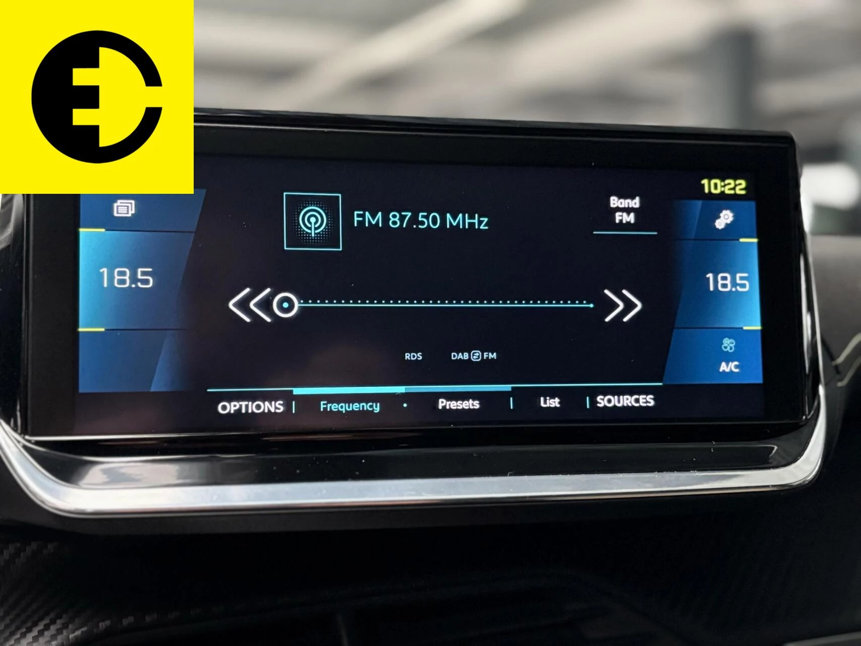 Hoofdafbeelding Peugeot e-208