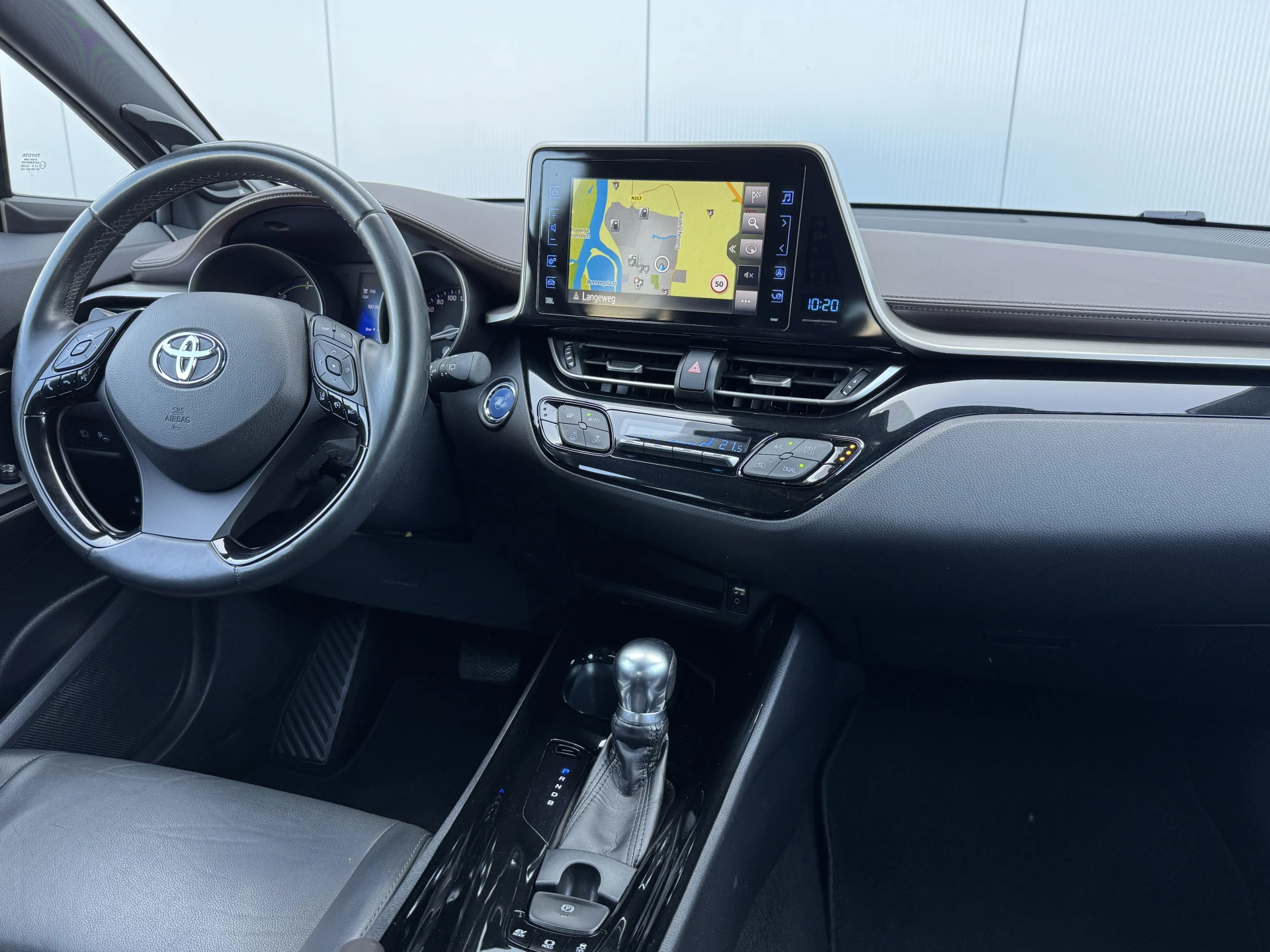 Hoofdafbeelding Toyota C-HR