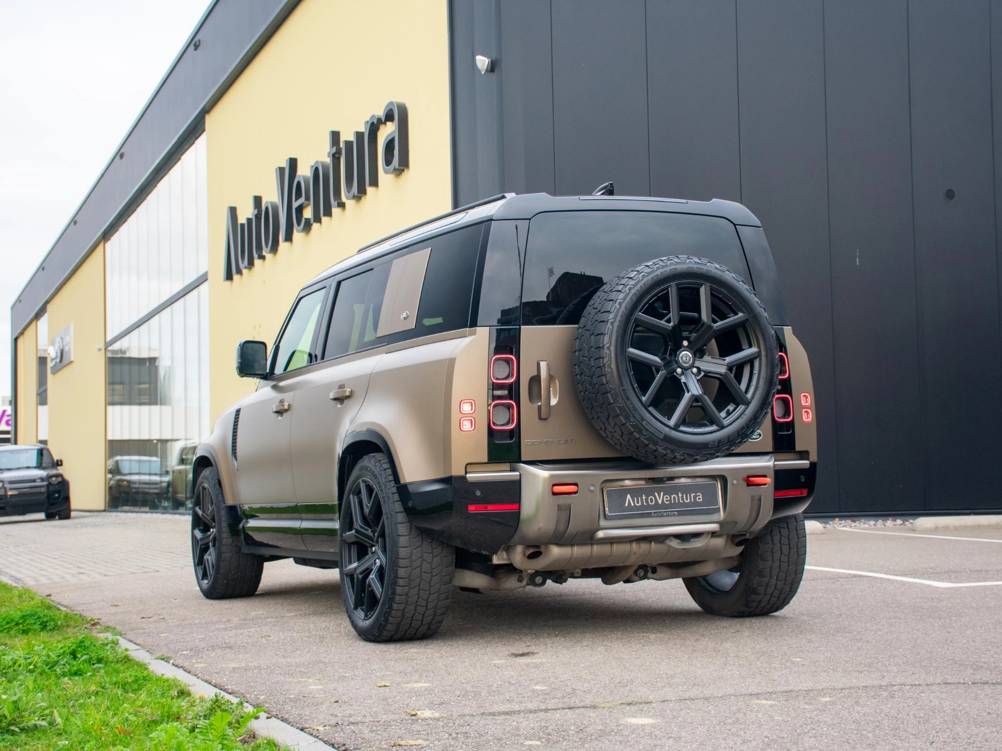 Hoofdafbeelding Land Rover Defender