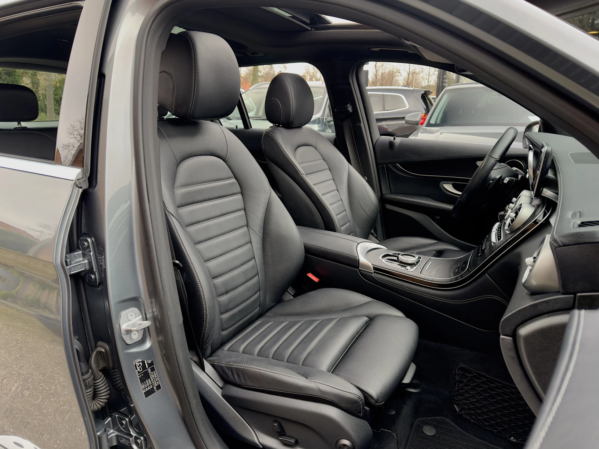 Hoofdafbeelding Mercedes-Benz GLC