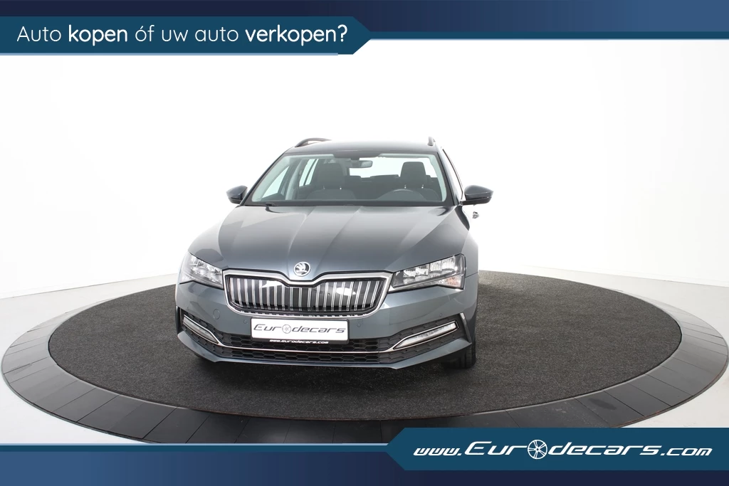 Hoofdafbeelding Škoda Superb