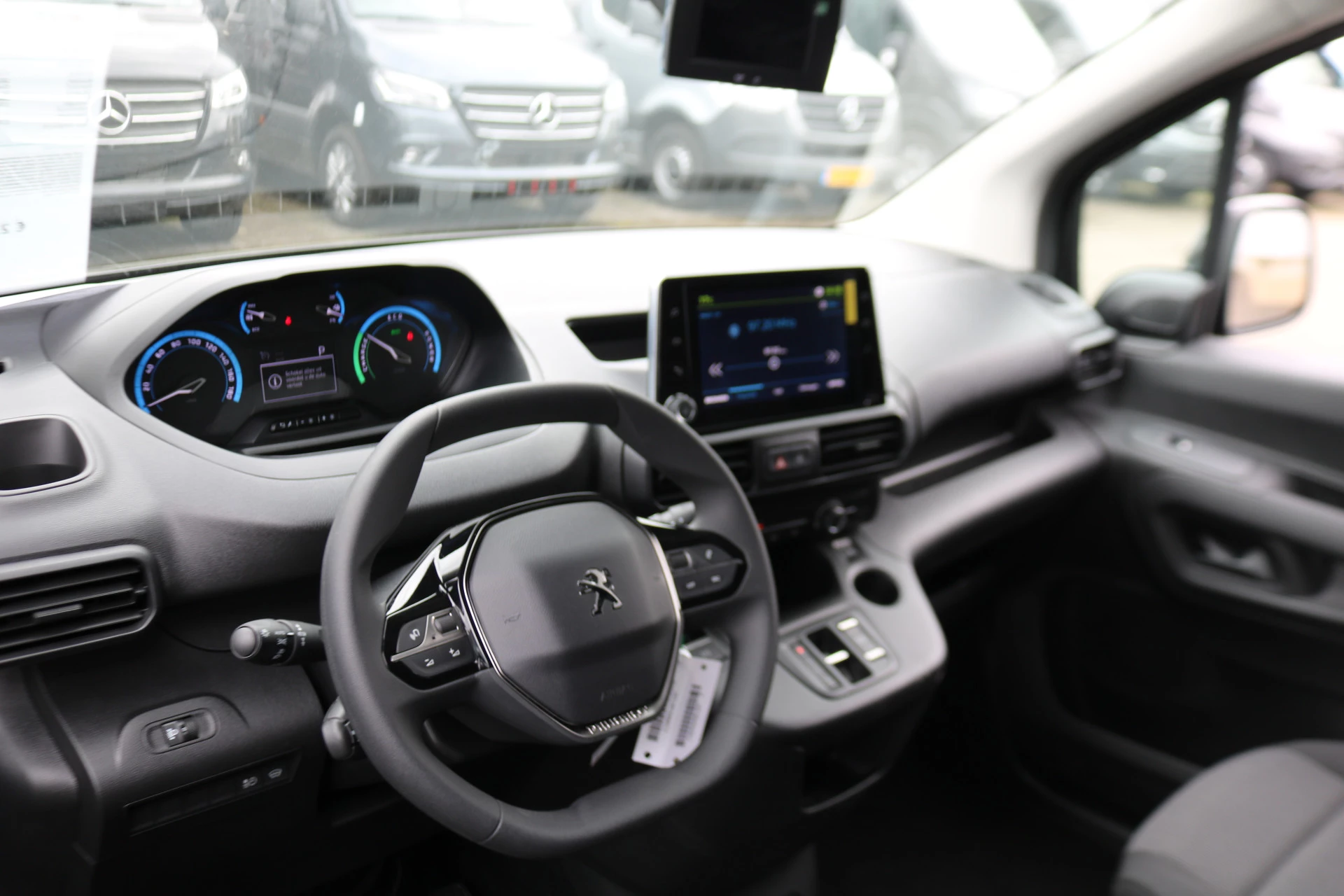 Hoofdafbeelding Peugeot Partner