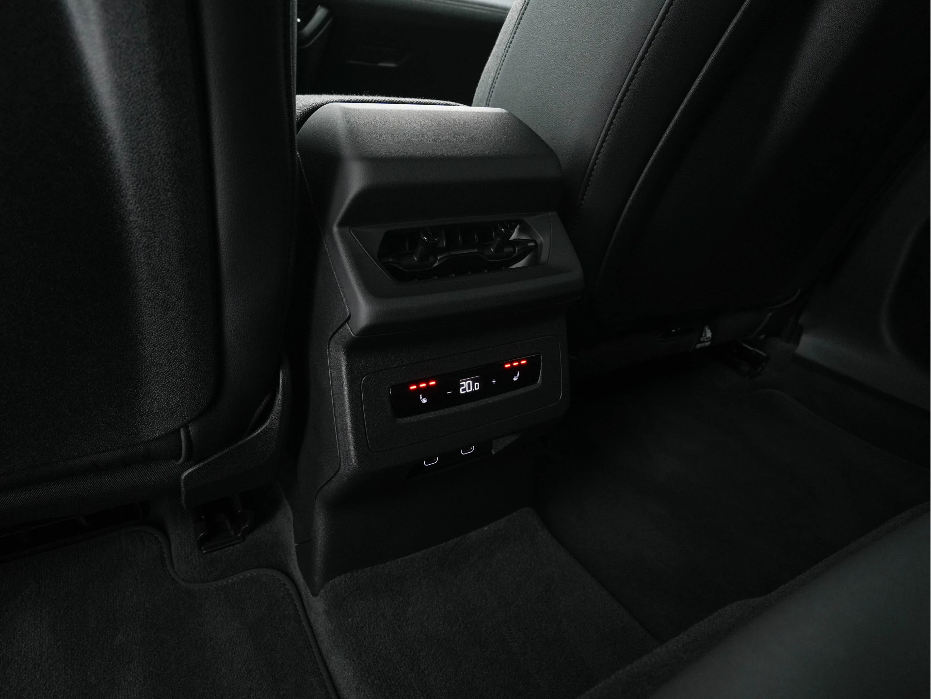 Hoofdafbeelding Audi A6 Avant e-tron