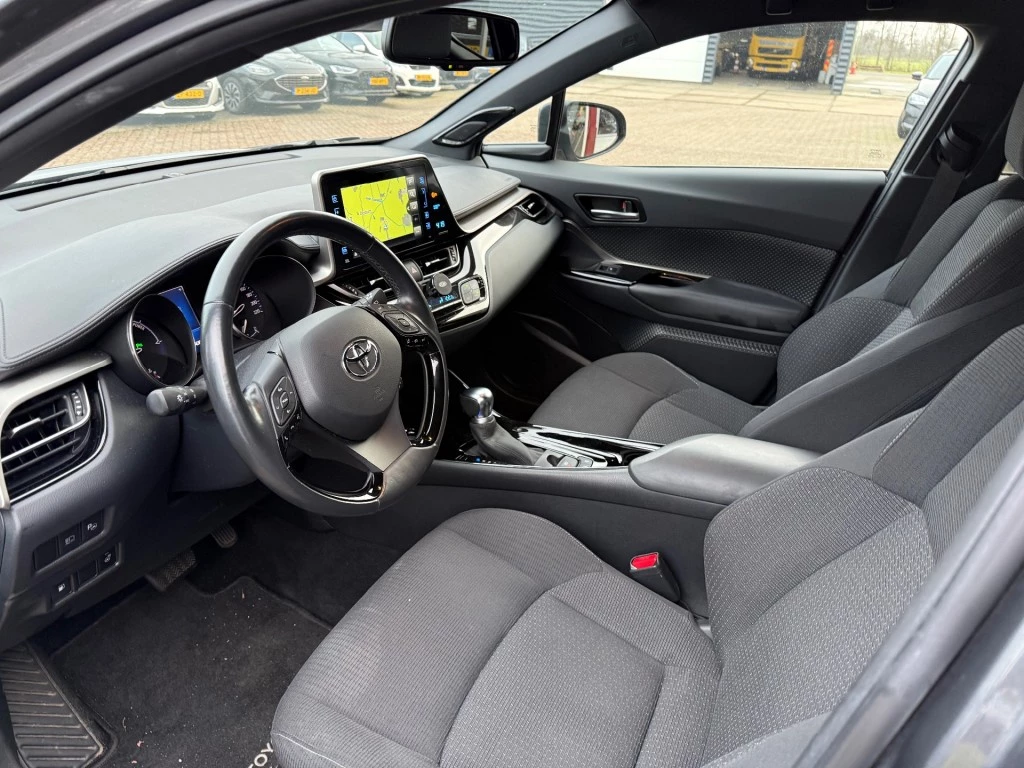 Hoofdafbeelding Toyota C-HR