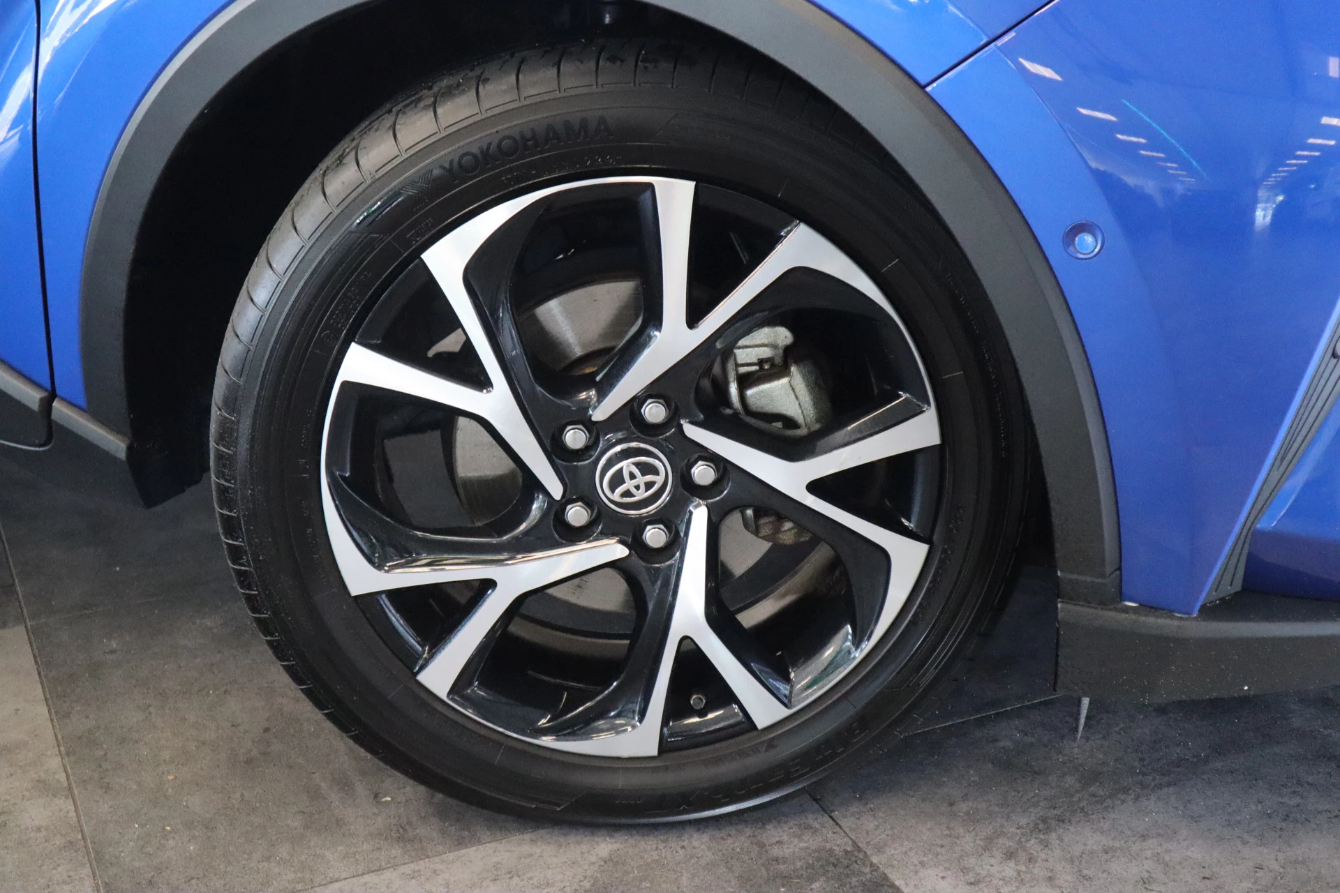 Hoofdafbeelding Toyota C-HR