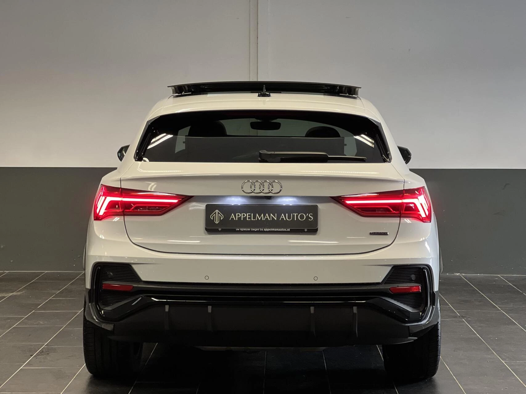 Hoofdafbeelding Audi Q3