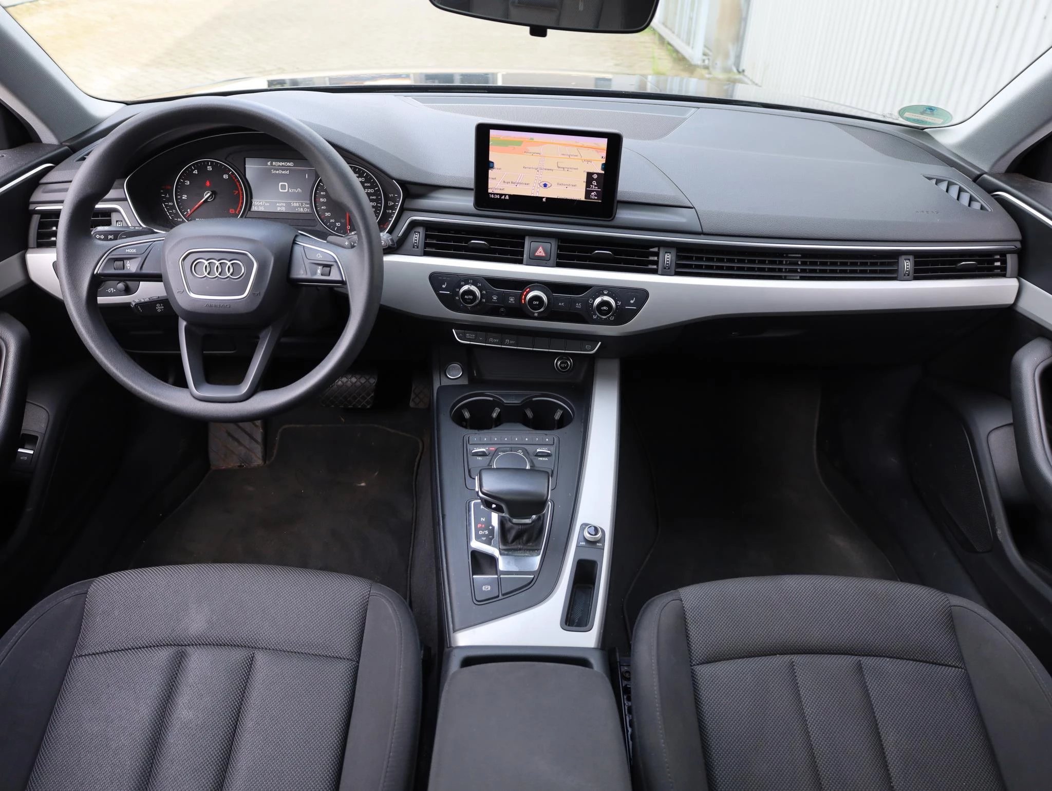 Hoofdafbeelding Audi A4