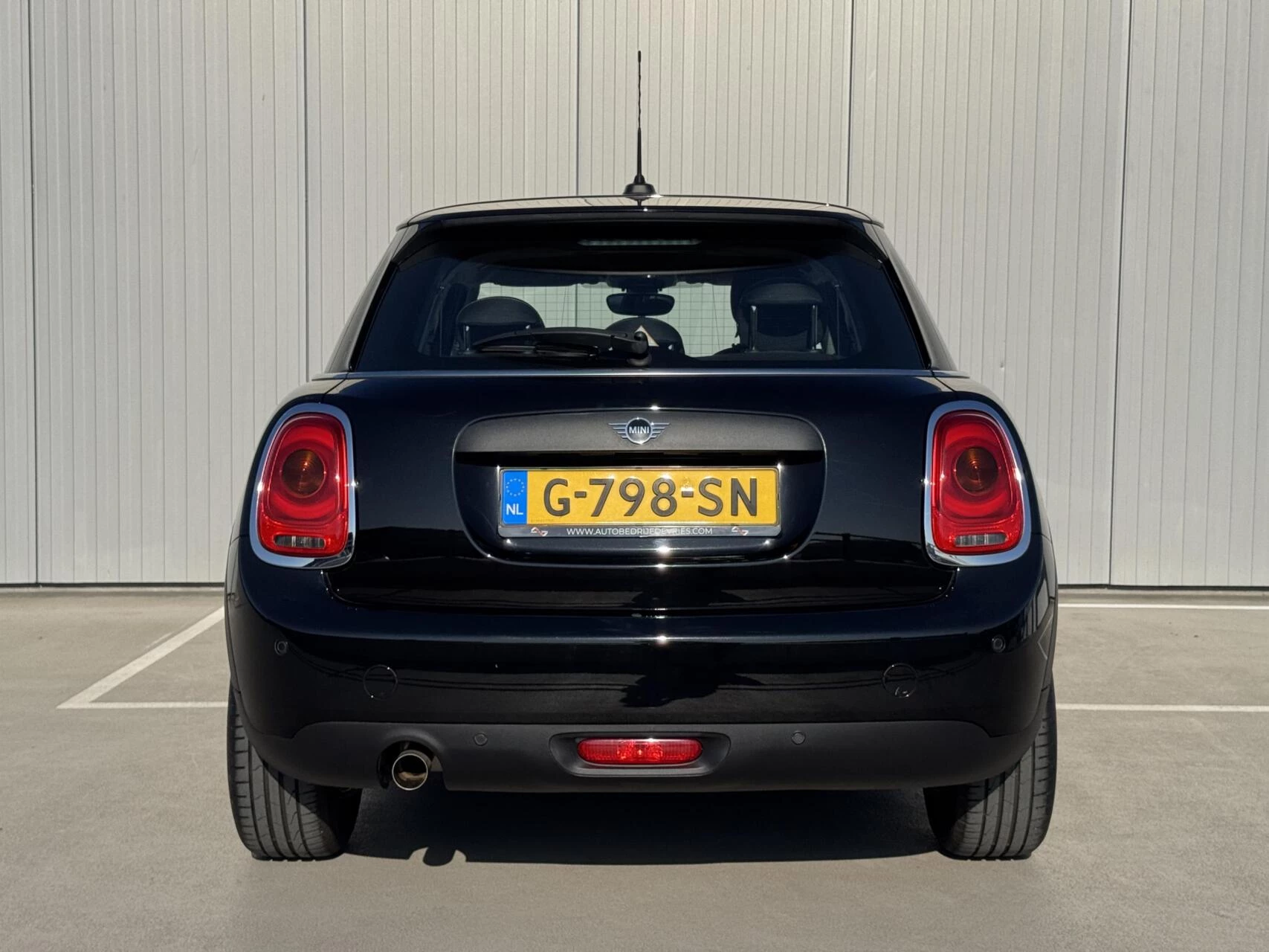 Hoofdafbeelding MINI One