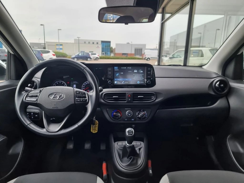 Hoofdafbeelding Hyundai i10