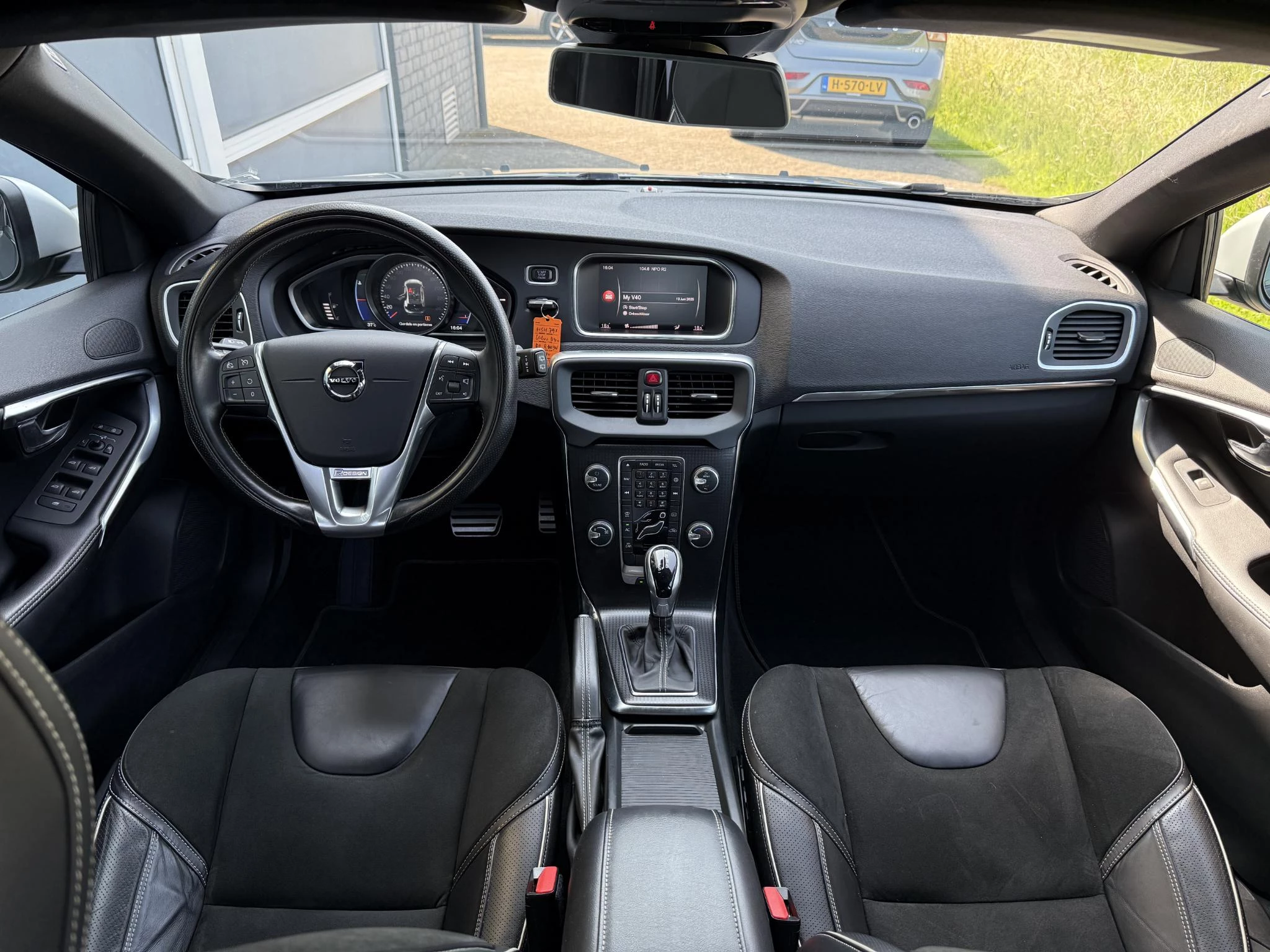 Hoofdafbeelding Volvo V40