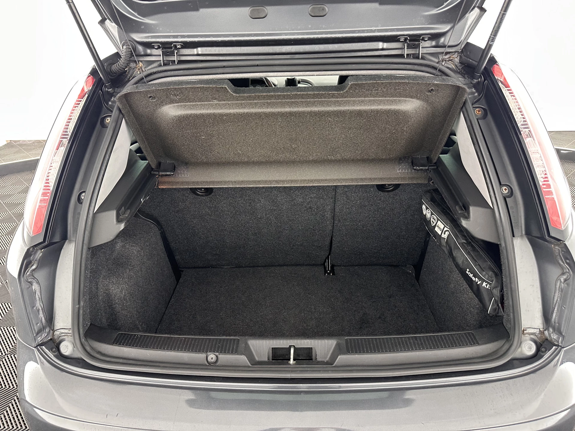 Hoofdafbeelding Fiat Punto