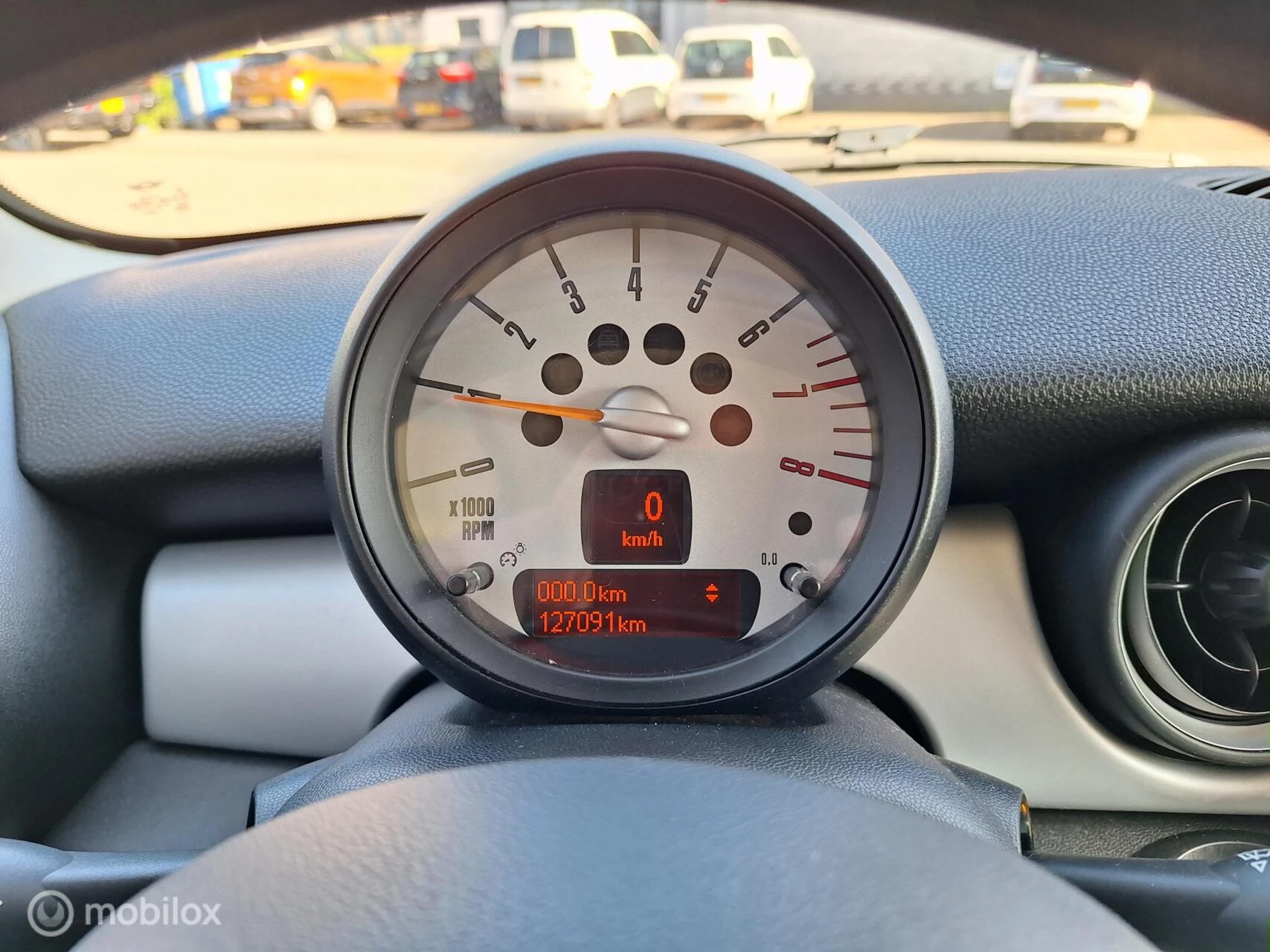 Hoofdafbeelding MINI One