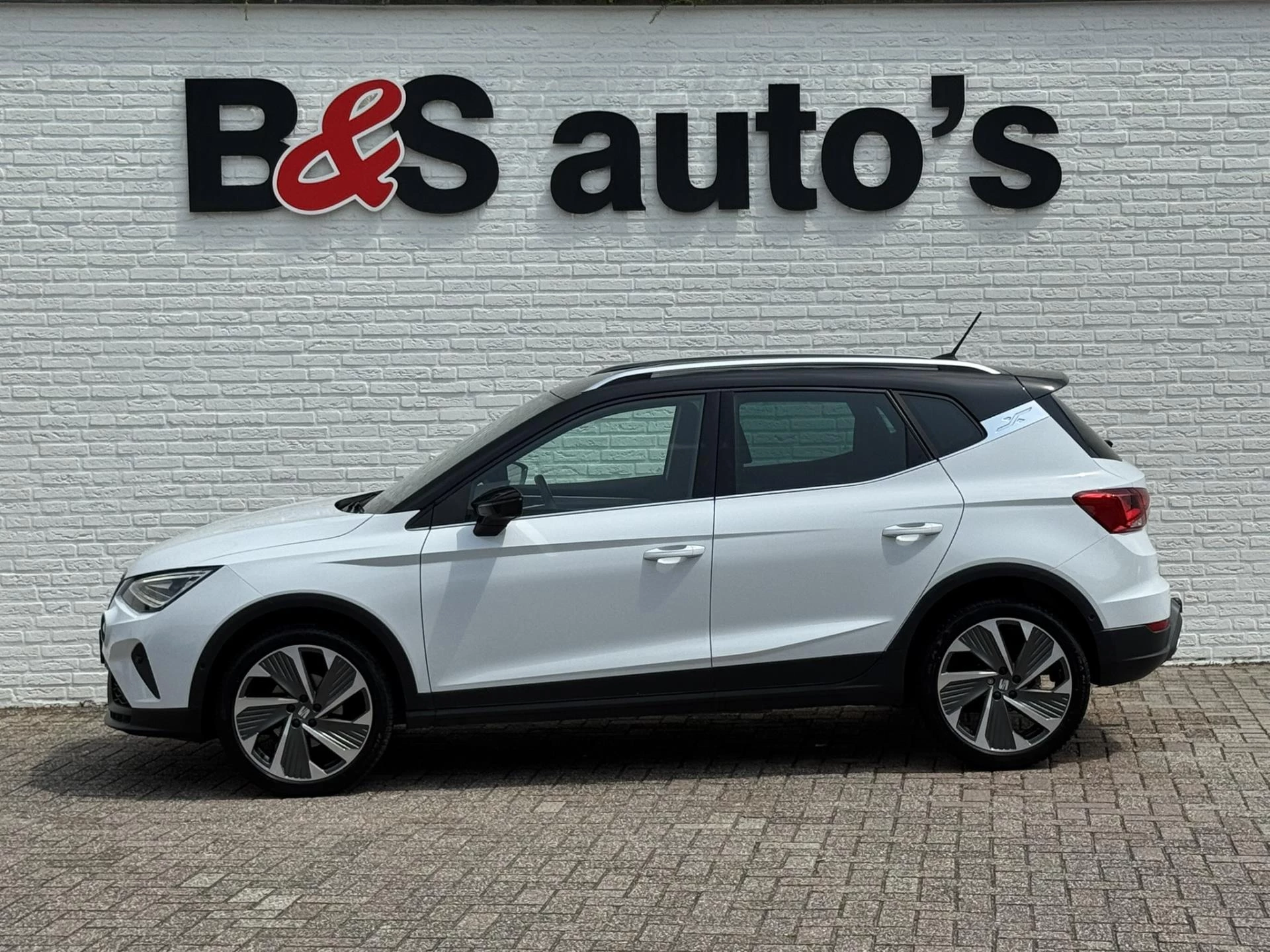 Hoofdafbeelding SEAT Arona