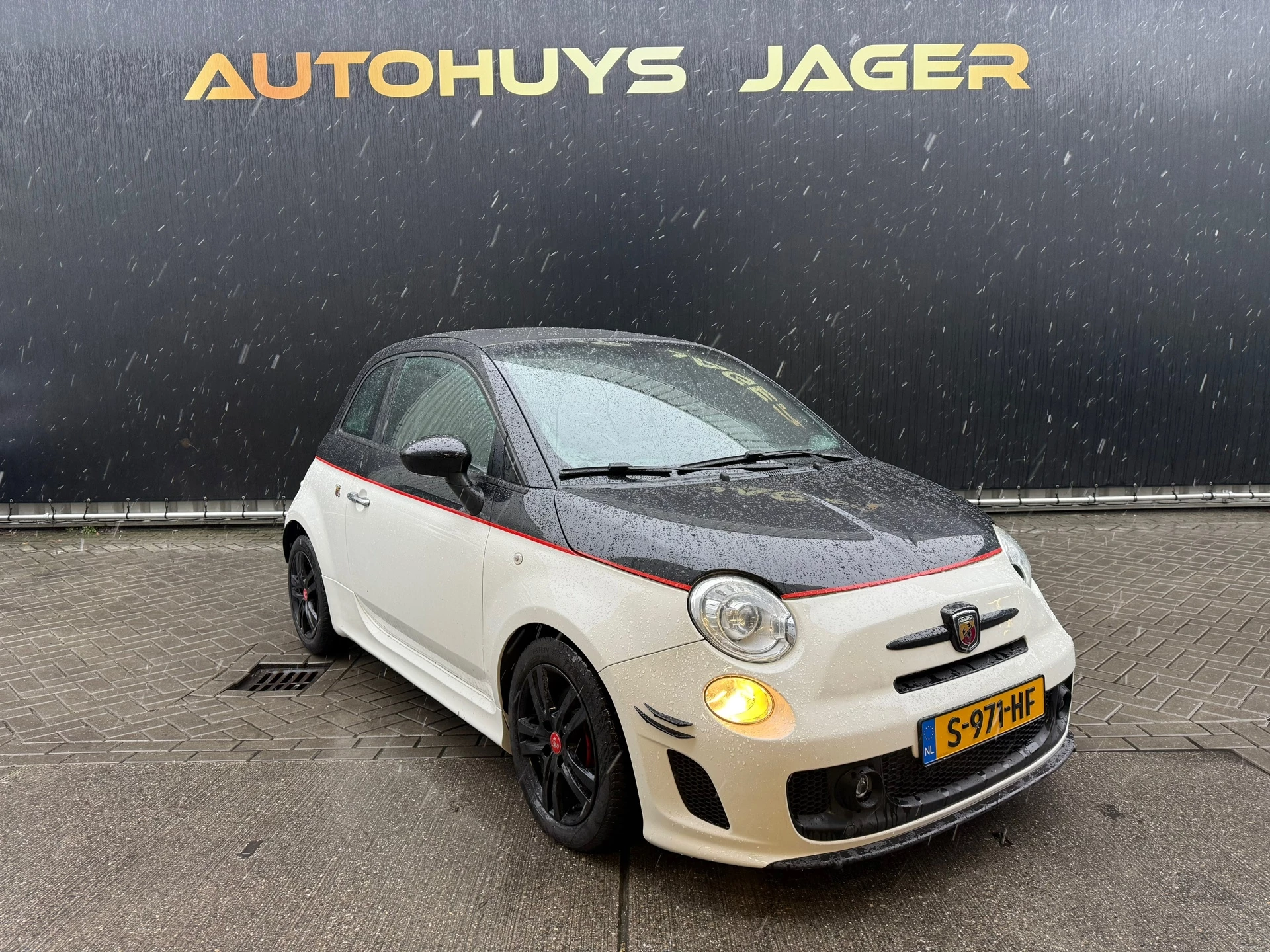 Hoofdafbeelding Fiat 500C