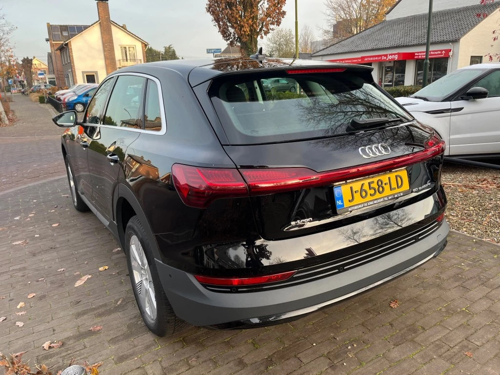 Hoofdafbeelding Audi e-tron