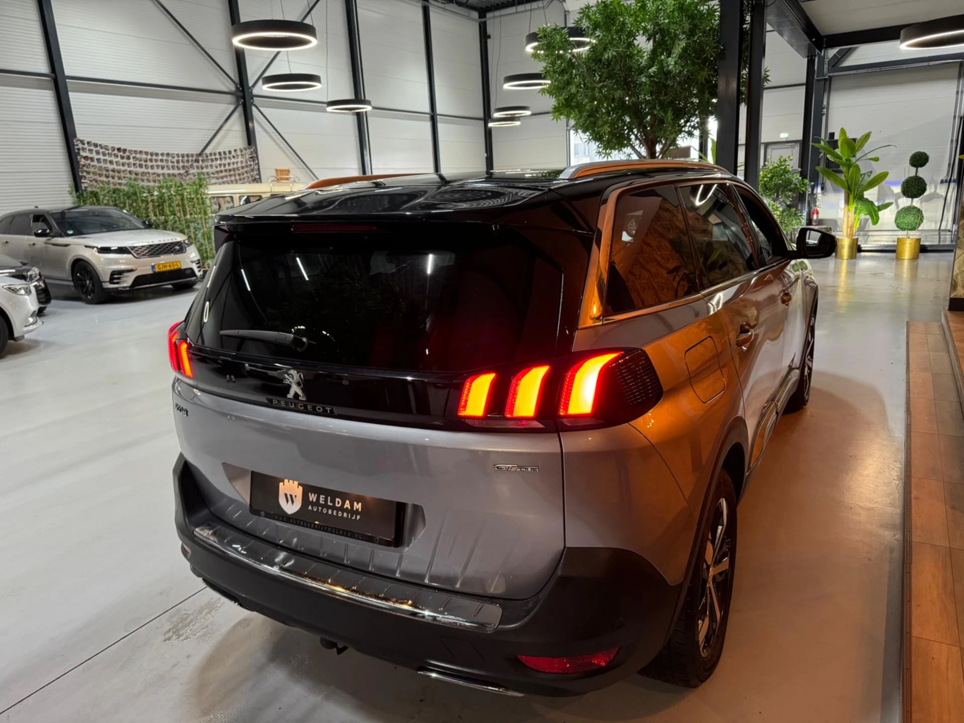 Hoofdafbeelding Peugeot 5008